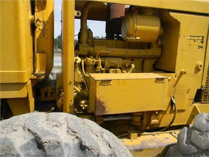 Used 1974 CATERPILLAR 12G - MOTOR GRADERS