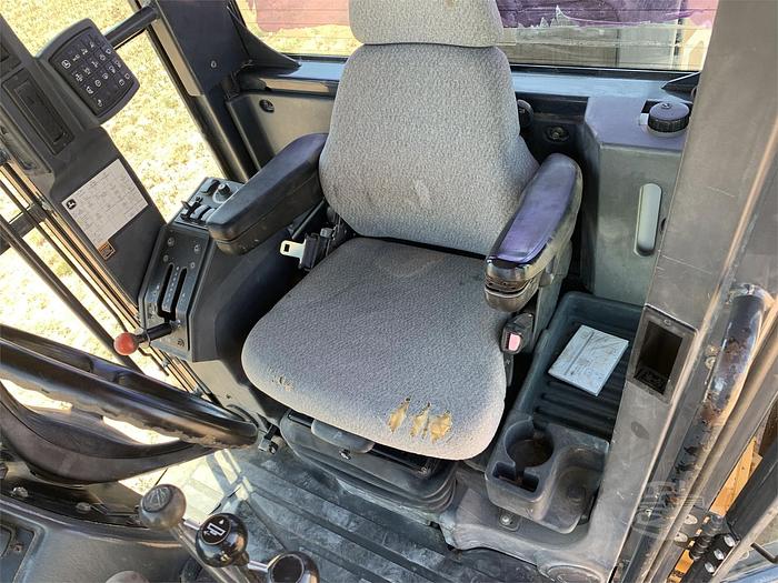 Used 2005 JOHN DEERE 672G - MOTOR GRADERS