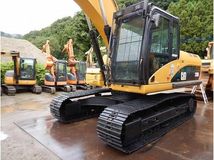 Used 2010 CATERPILLAR 320DL - EXCAVATORS