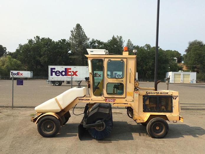Used 2002 WALDON SM-250 - SWEEPER
