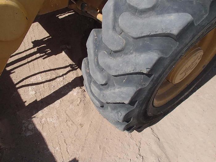 Used CATERPILLAR 416D - SKIP LOADERS