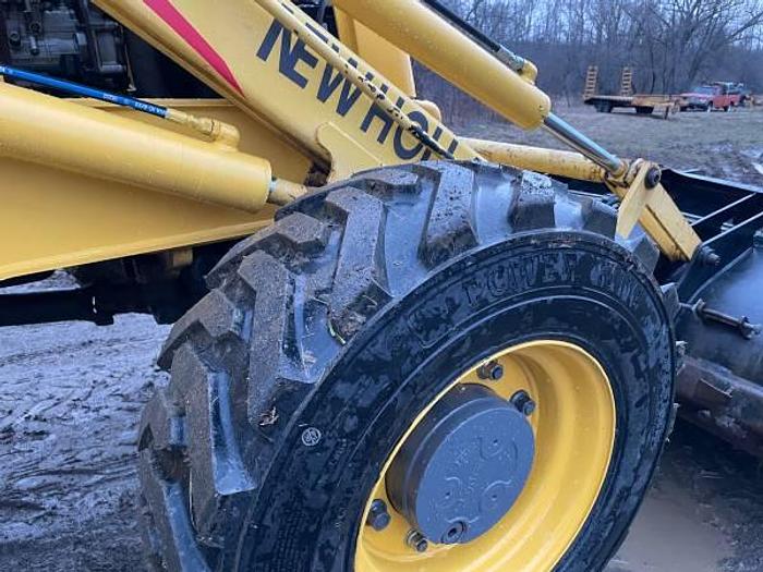 Used 2006 NEW HOLLAND LB75B - BACKHOES