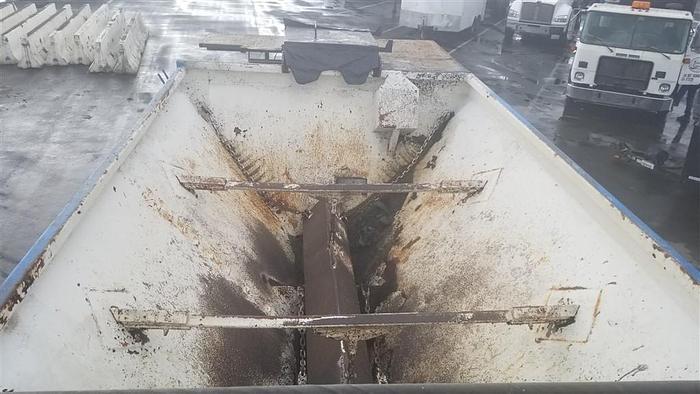 Used 2009 RAYNER RS II - PAVING EQUIPMENT FULL-SIZE CONTINUOUS PAVERS