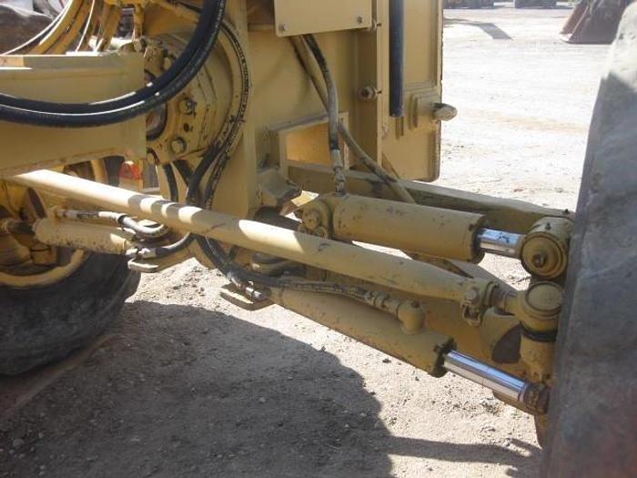 Used 1998 CATERPILLAR 14H - MOTOR GRADERS