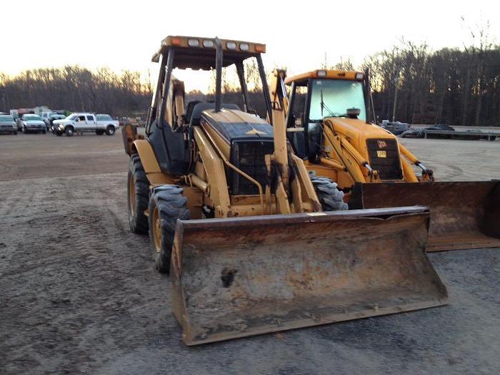 Used CATERPILLAR 420D - BACKHOES