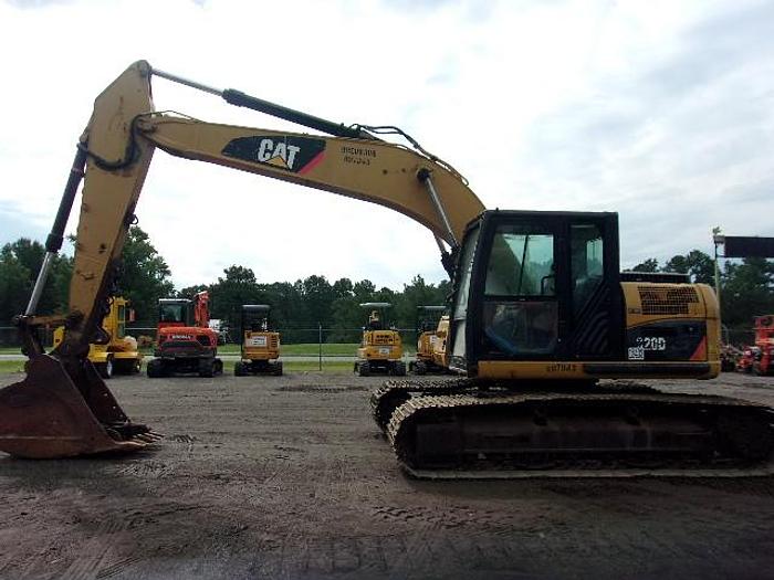 Used 2009 CATERPILLAR 320D LRR - EXCAVATORS
