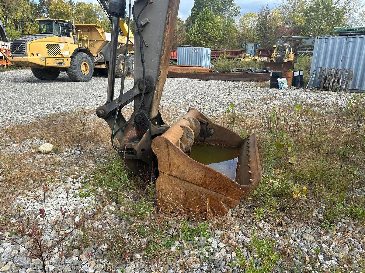 Used 2007 VOLVO EW180C - EXCAVATORS