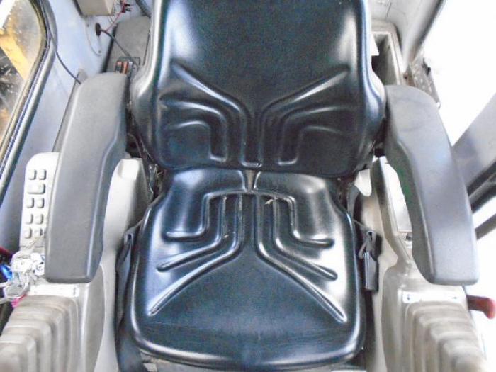 Used 1995 JOHN DEERE 490E - EXCAVATORS