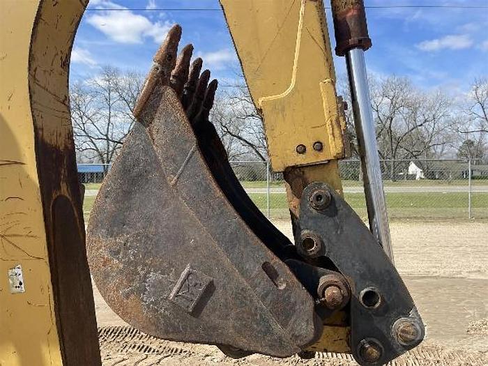 Used 2001 CATERPILLAR 416D - BACKHOES