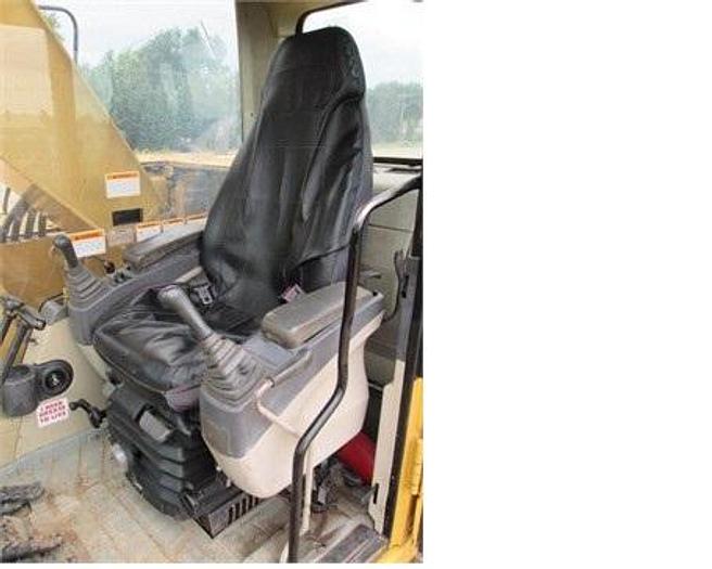 Used 2001 CATERPILLAR 320CLU - EXCAVATORS