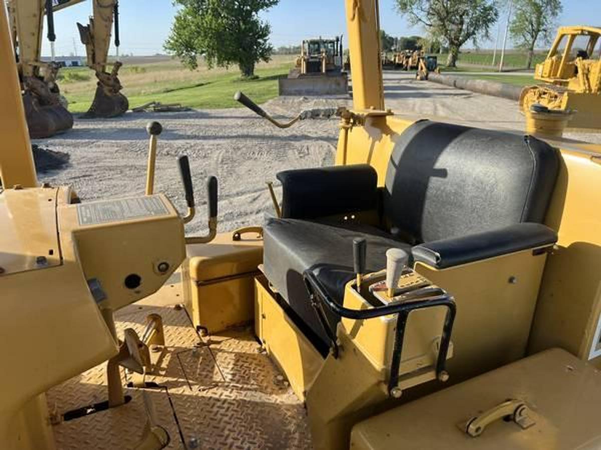 Used CATERPILLAR D6C - CRAWLER TRACTORS