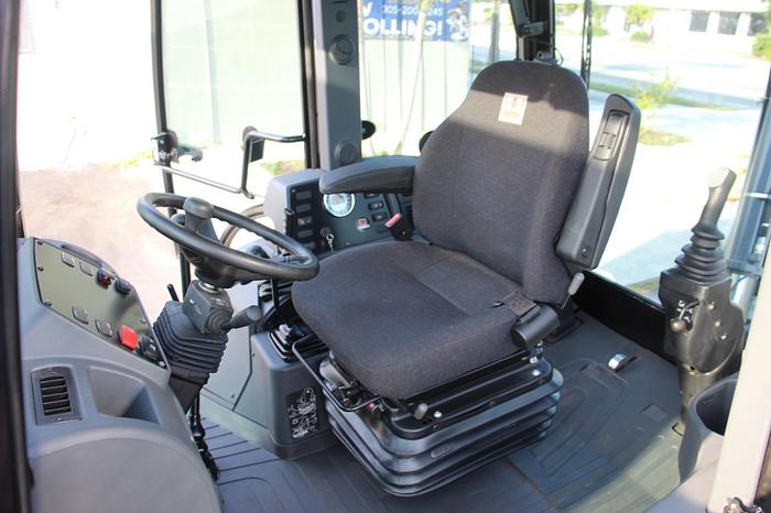 Used TEREX TLB830 - BACKHOES