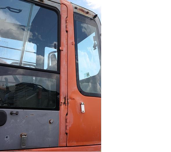 Used HITACHI-DEERE 230CL - CAB, EROPS