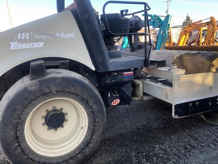 Used 2010 INGERSOLL RAND SD105DA - COMPACTORS