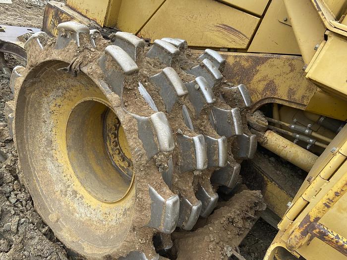 Used 1998 CATERPILLAR 815F - COMPACTORS