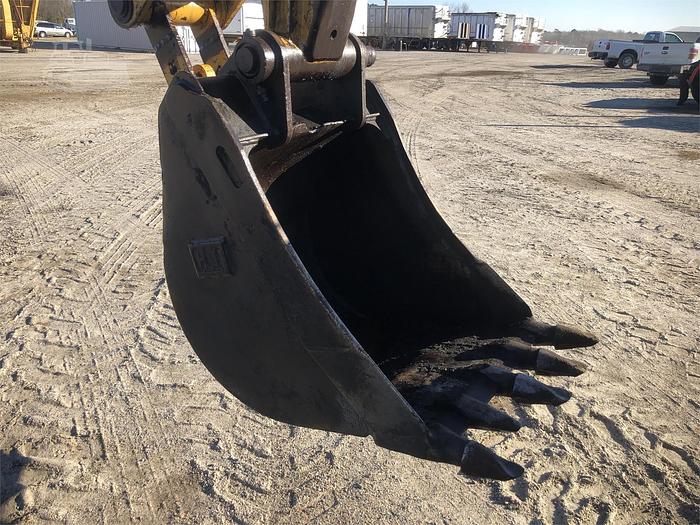 Used 2005 CATERPILLAR 420D - BACKHOES