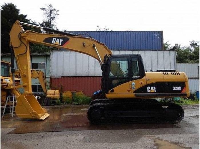 Used 2010 CATERPILLAR 320DL - EXCAVATORS