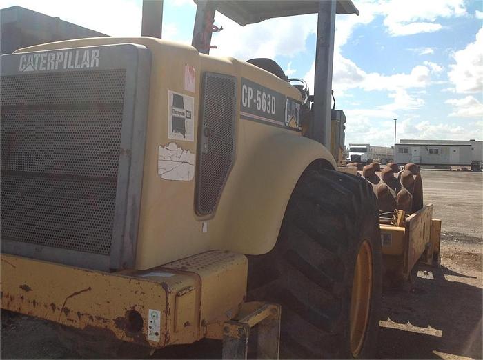 Used 2000 CATERPILLAR CP563D - COMPACTORS