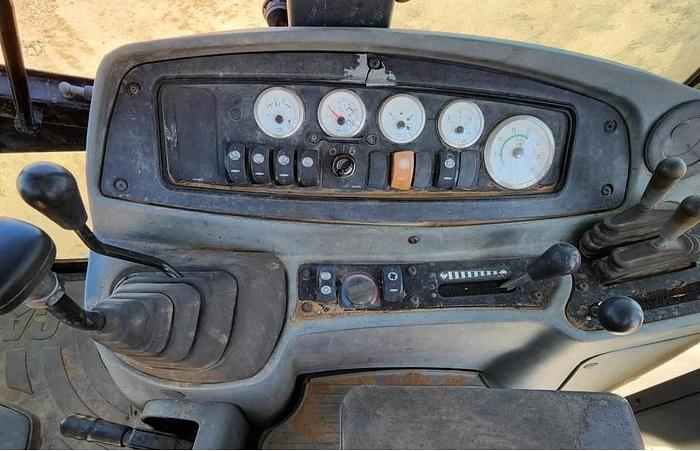 Used 2002 CATERPILLAR 420D - BACKHOES