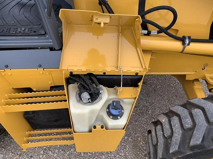 Used 2016 JOHN DEERE 310SJ - BACKHOES