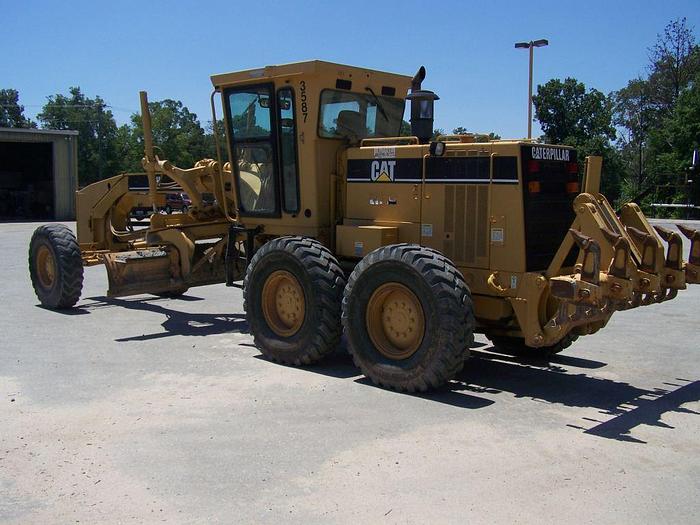 Used 2001 CATERPILLAR 12H - MOTOR GRADERS