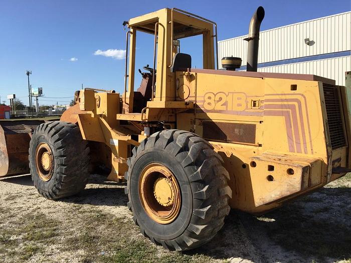 Used 1996 CASE 821B - WHEEL LOADERS