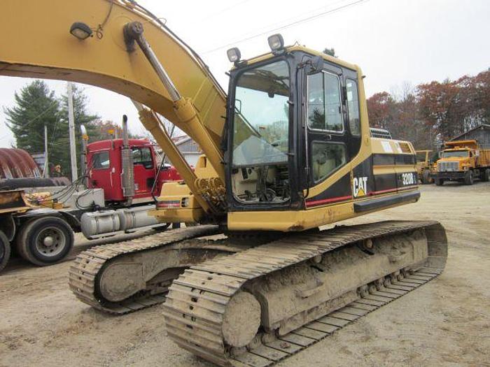 Used 2000 CATERPILLAR 320BL - EXCAVATORS