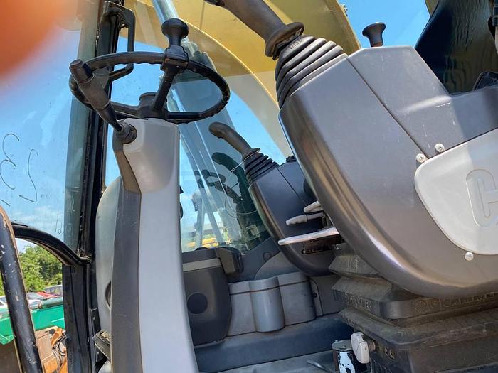 Used 1999 NEW HOLLAND 555E - BACKHOES