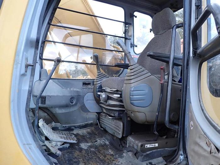 Used 1996 JOHN DEERE 200 - EXCAVATORS