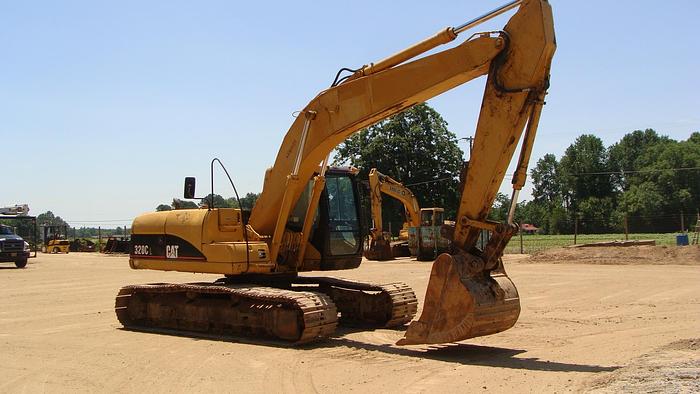 Used 2001 CATERPILLAR 320C L - EXCAVATORS
