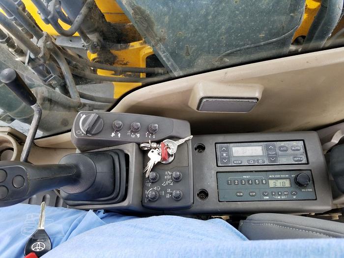 Used 2010 JOHN DEERE 190D W MONOBLOCK BM - EXCAVATORS