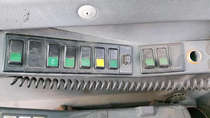 Used 2007 VOLVO EC210B LC - EXCAVATORS