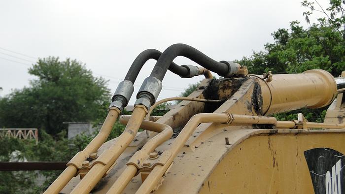 Used 2006 CATERPILLAR 320CL - EXCAVATORS