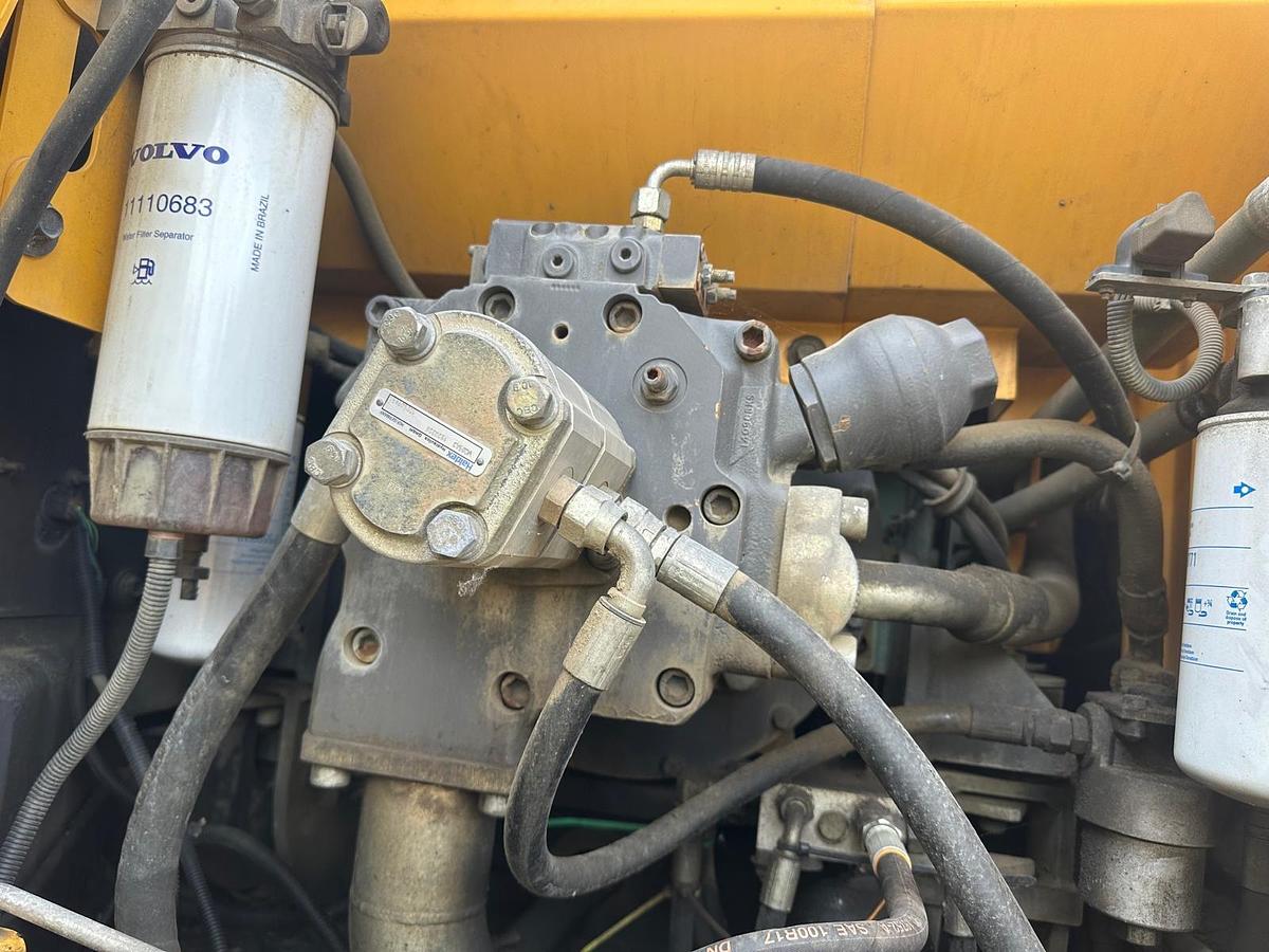 Used 2007 VOLVO EW180C - EXCAVATORS