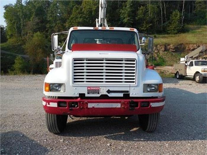 Used 1999 INTERNATIONAL 4900 - BUCKET TRUCK OR BOOM TRUCKS