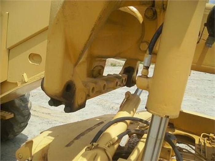Used 1978 JOHN DEERE 670A - MOTOR GRADERS