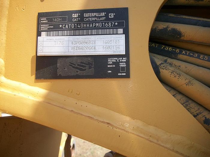 Used 1997 CATERPILLAR 140H - MOTOR GRADERS