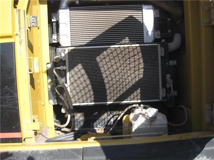 Used 2006 CATERPILLAR 320CL - EXCAVATORS