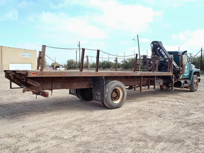 Used 1984 HIAB 105 - KNUCKLEBOOM