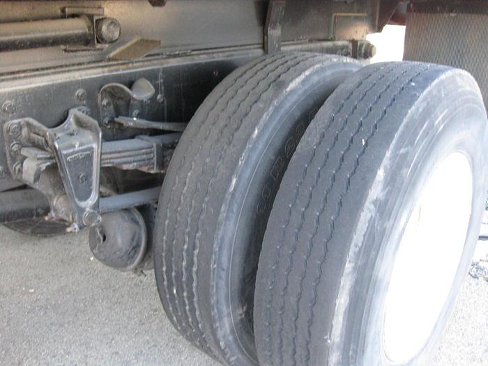 Used 1999 FREIGHTLINER FL70  - DUMP TRUCK