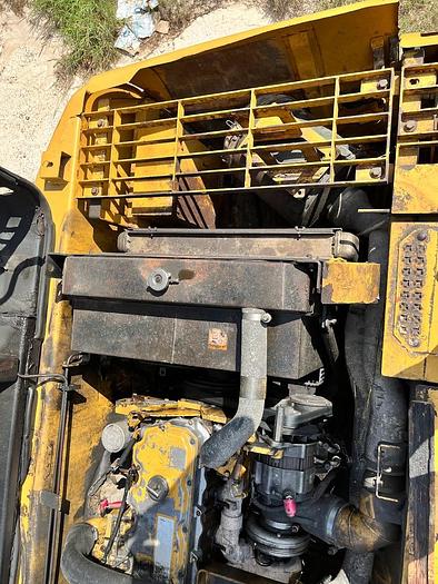 Used 2003 CATERPILLAR 322CL - EXCAVATORS