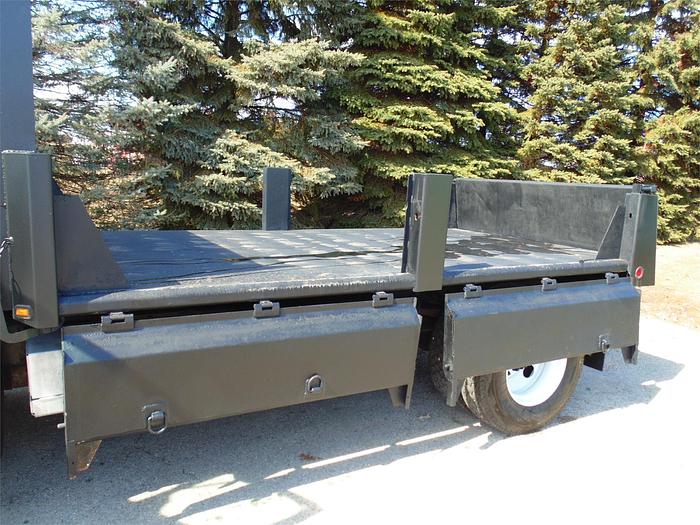 Used 2001 FREIGHTLINER FL70  - DUMP TRUCK