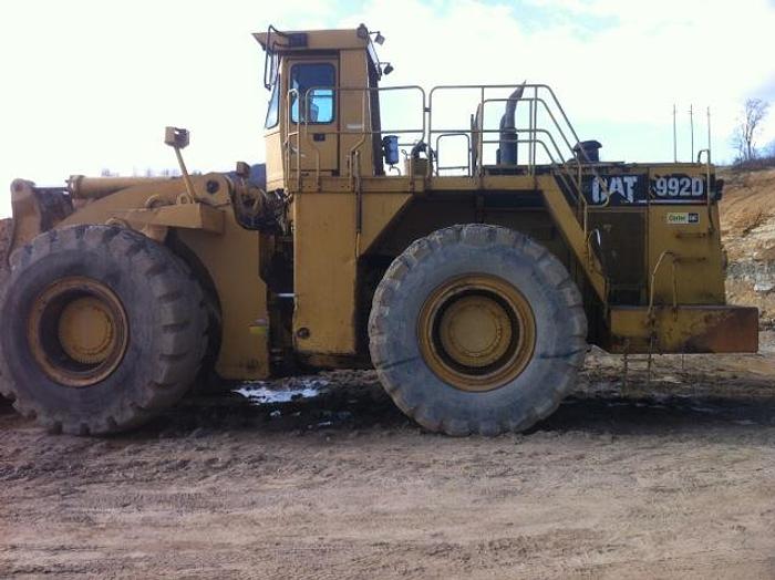 Used CATERPILLAR 992B - WHEEL LOADERS