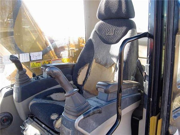 Used 2006 CATERPILLAR 320CL - EXCAVATORS