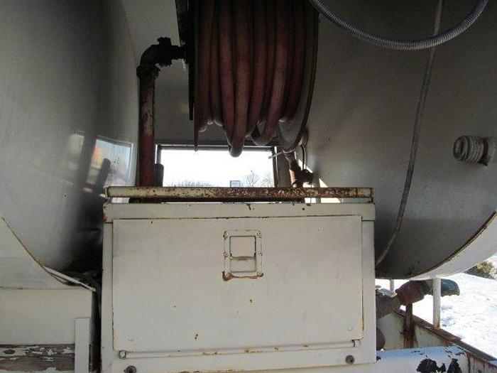 Used 1989 FORD F800 - WATER TANK & WATER TRUCK