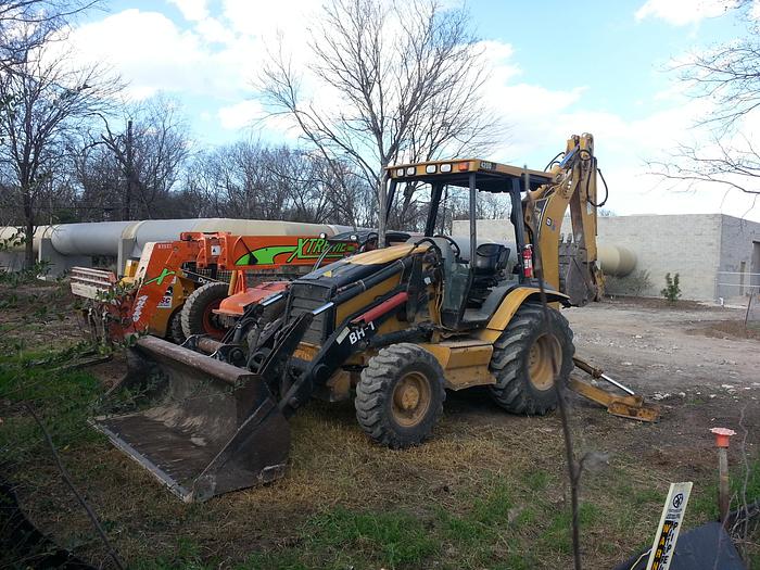 Used 2002 CATERPILLAR 420D - BACKHOES