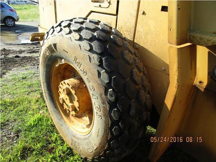 Used 2000 CATERPILLAR CS433C(1FS) - COMPACTORS