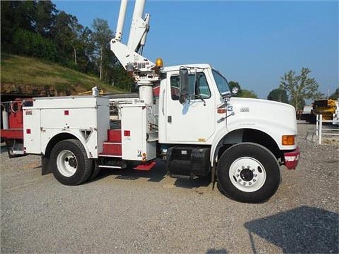 Used 1999 INTERNATIONAL 4900 - BUCKET TRUCK OR BOOM TRUCKS