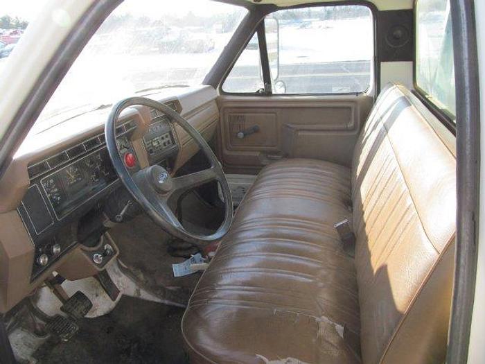 Used 1989 FORD F800 - WATER TANK & WATER TRUCK