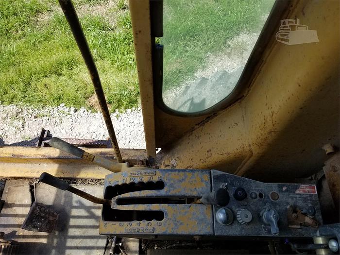 Used 1974 CATERPILLAR 12G - MOTOR GRADERS